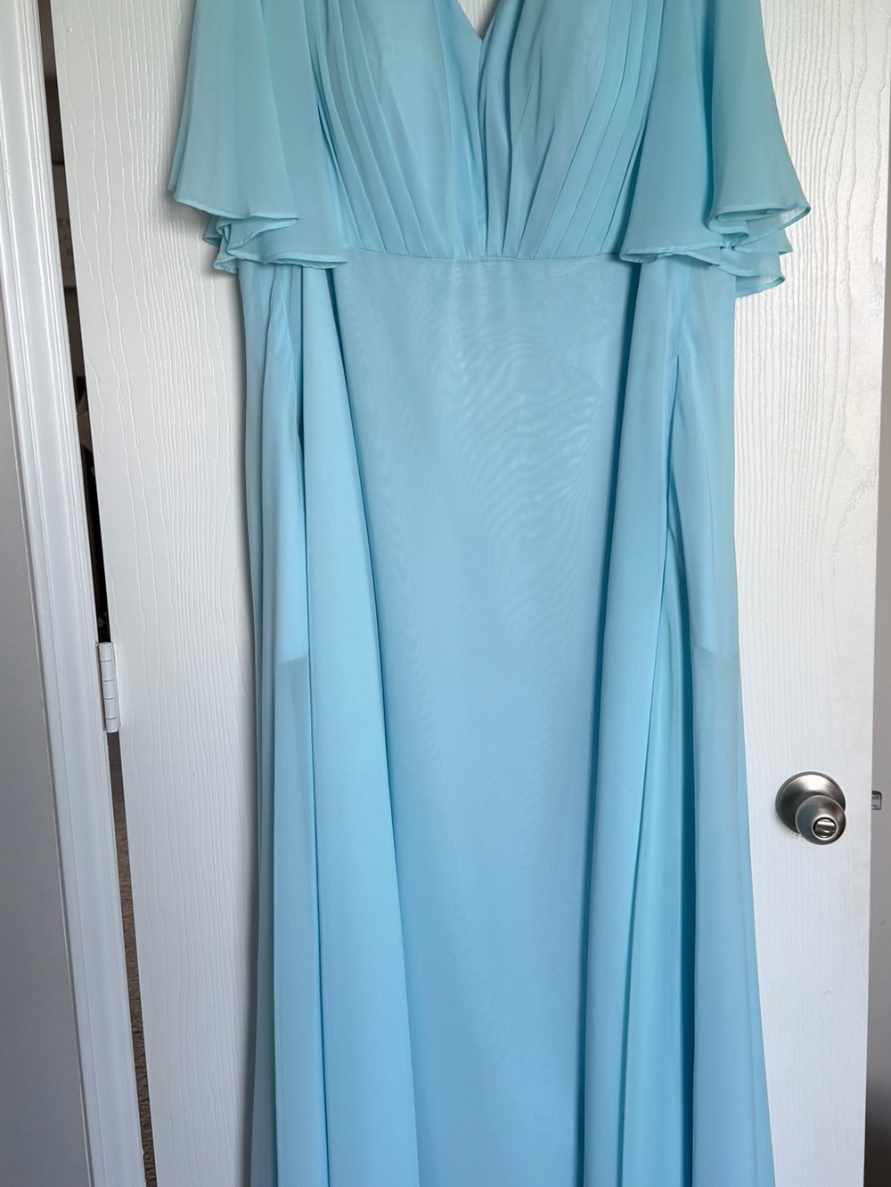 Chiffon Flutter-Sleeve Light Blue Gown